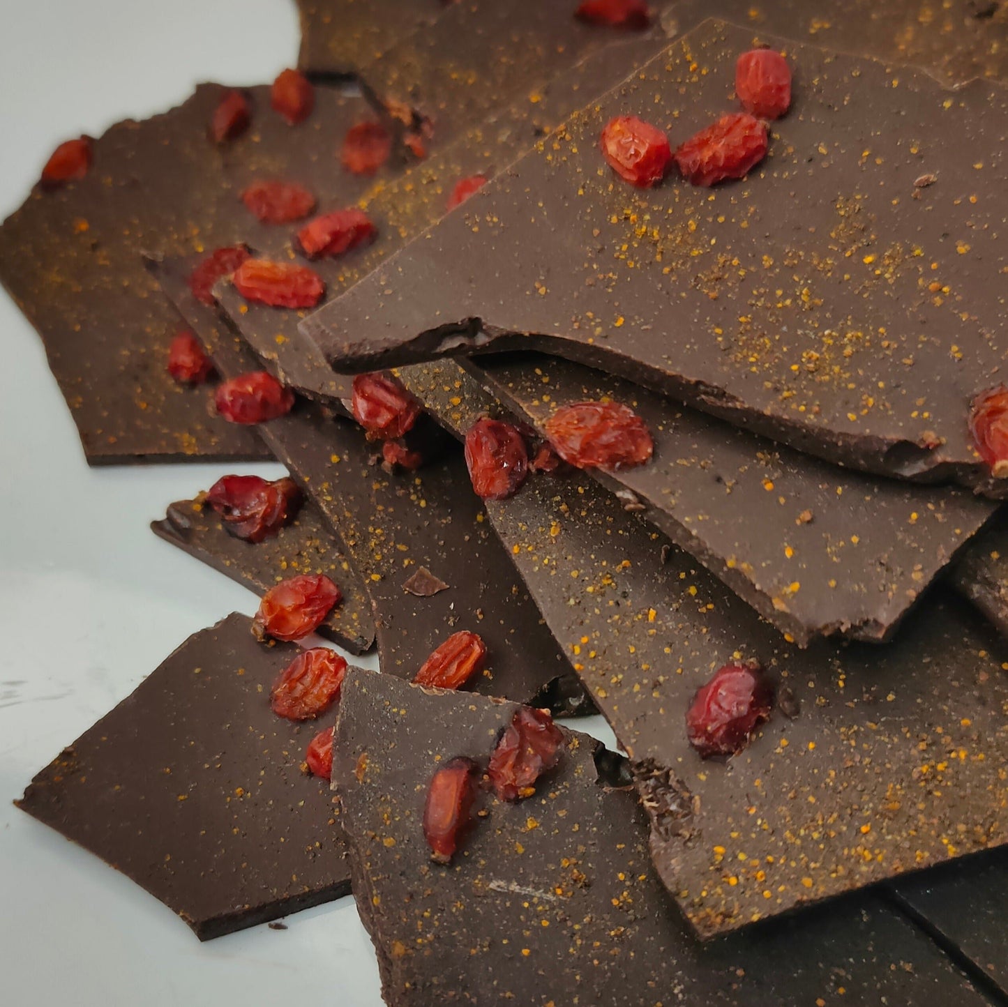 58% Dark Paprika and Barberry Barks (Bean to bar)