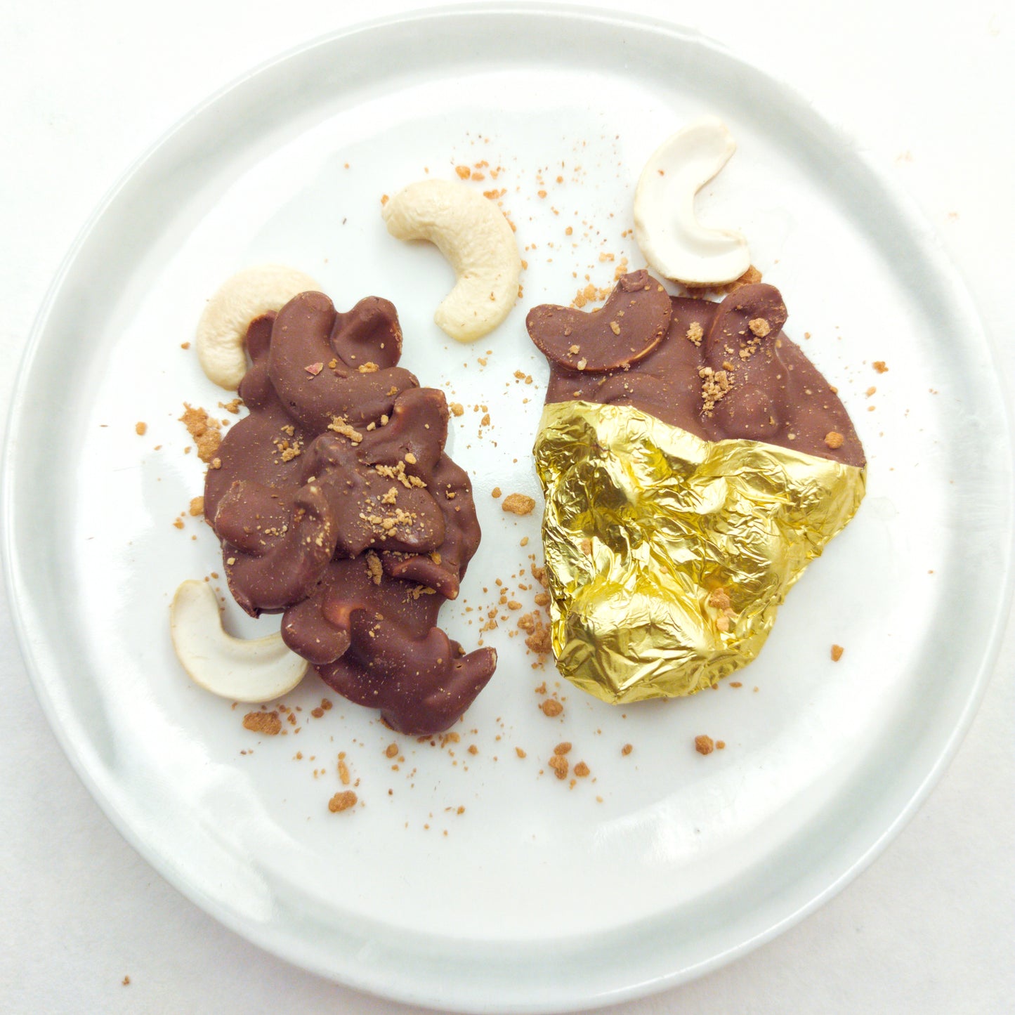 40% Cinnamon Apple & Cashew nut Rocks (Kerala bean)